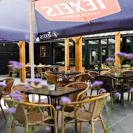 Gezellig Vakantiechalet In Bosrijke Omgeving Op De Veluwe * אפ