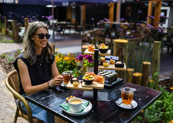 Gezellig Vakantiechalet In Bosrijke Omgeving Op De Veluwe דירה *
